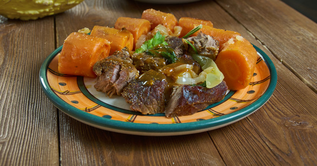 Classic Slow-Cooker Pot Roast
      
      
      
        &ndash; Haylie Pomroy