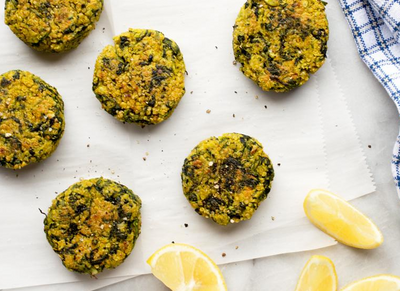 Fava, Spinach and Quinoa Cakes - Fava, Spinach and Quinoa Cakes