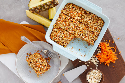 Baked Carrot Cake Oatmeal Bars, Video - Baked Carrot Cake Oatmeal Bars, Video