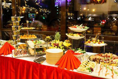 3 Ways To Work That Holiday Buffet Table - 3 Ways To Work That Holiday Buffet Table